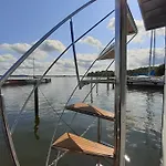 Hausboot Aava *
