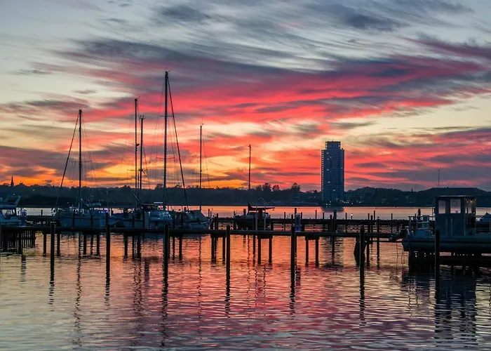 Hausboot Aava * Schleswig